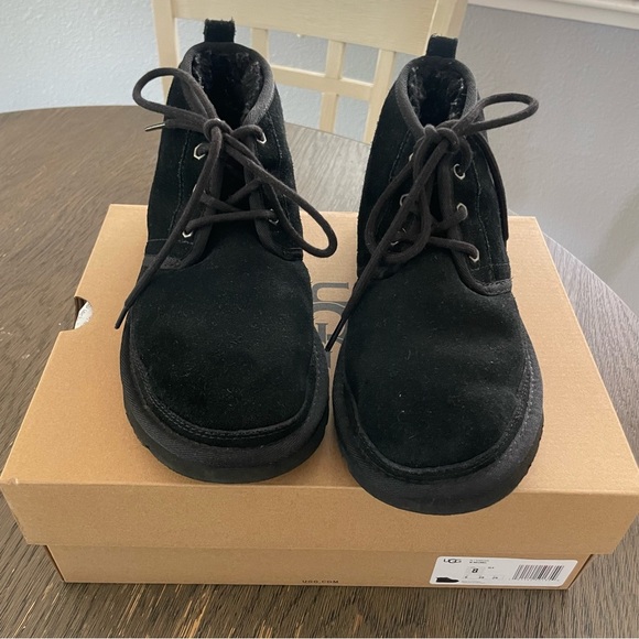 UGG Neumel Boot lined in upcycled UGGplush Size 8 Color Black - Picture 5 of 13